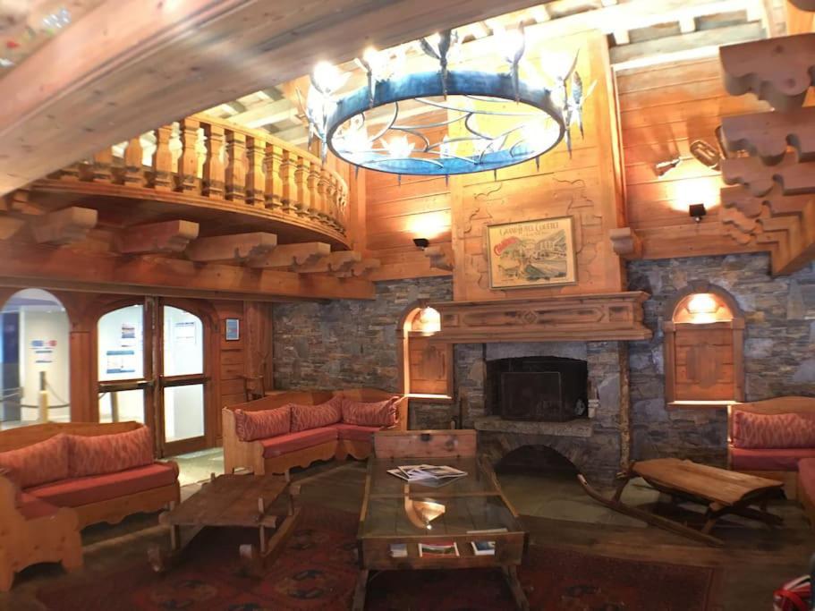 Happy Moose - Cosy Mont Blanc View Apartment Chamonix Esterno foto